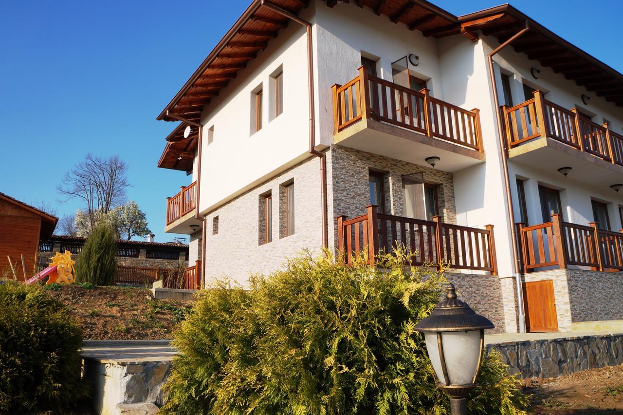 Hotel Family Complex Krisbo Donkovtsi Zewnętrze zdjęcie