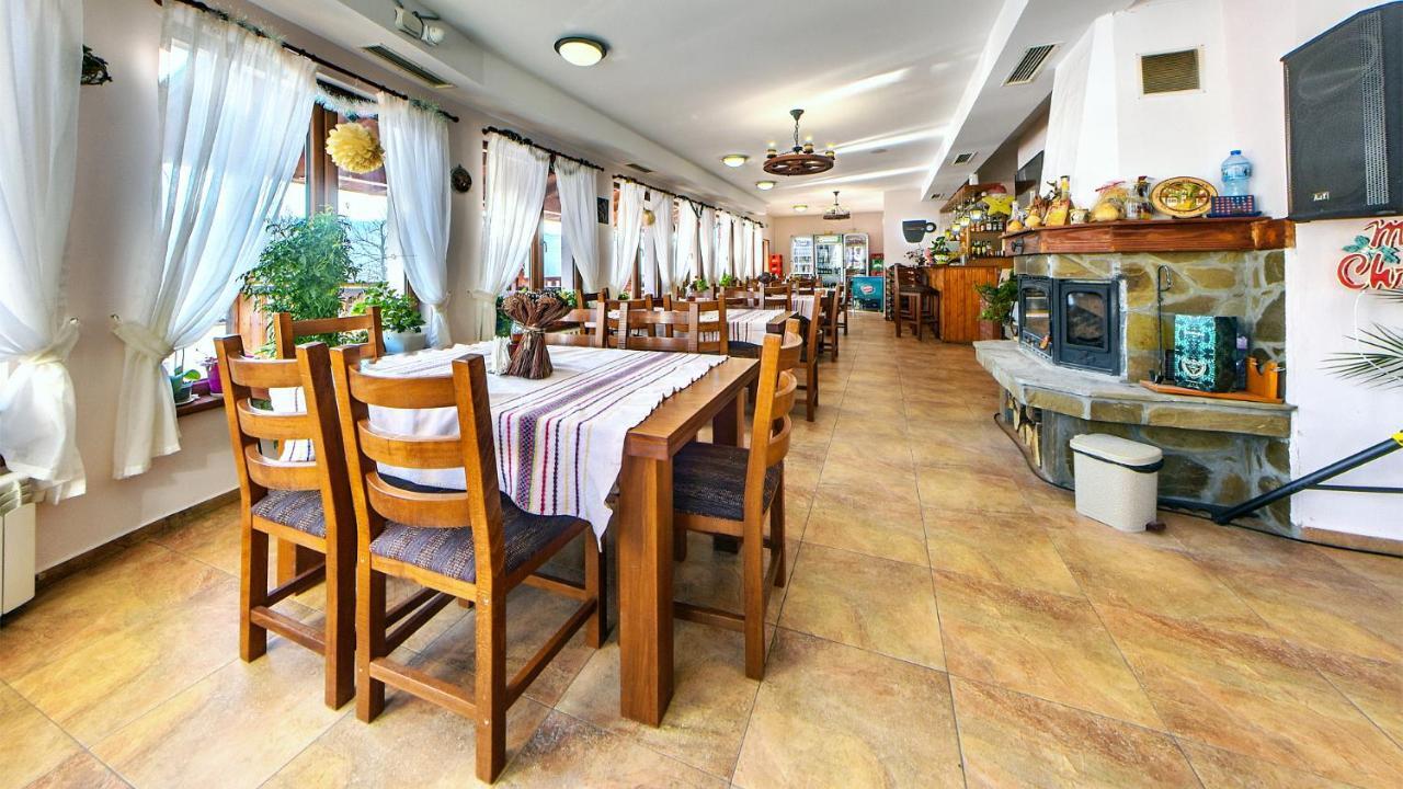 Hotel Family Complex Krisbo Donkovtsi Zewnętrze zdjęcie
